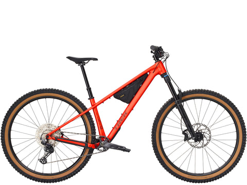 Roscoe 8 M Lava